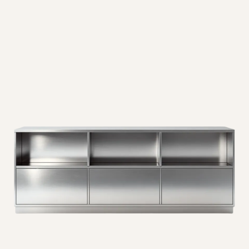 20251031_1058_Modern Chair Focus_remix_01k8wv6tgaevbvbsb6m1wrcp9j.png