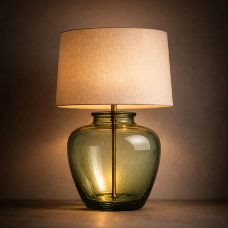 20251031_1001_Minimal Lamp Design_remix_01k8wqyx74fcevd54hfw1d8ac3-2.png