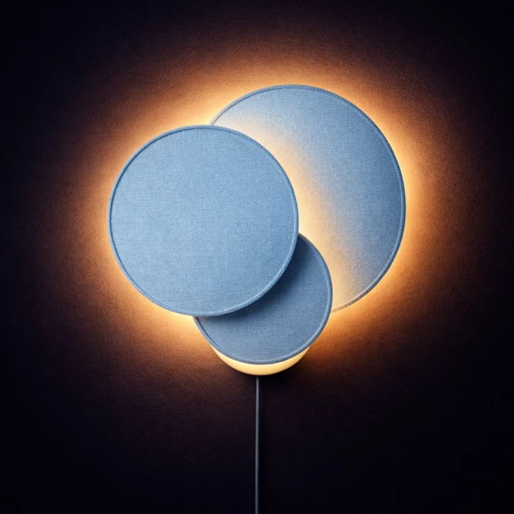 20251031_1001_Minimal Lamp Design_remix_01k8wqyx74fcevd54hfw1d8ac3-1.png