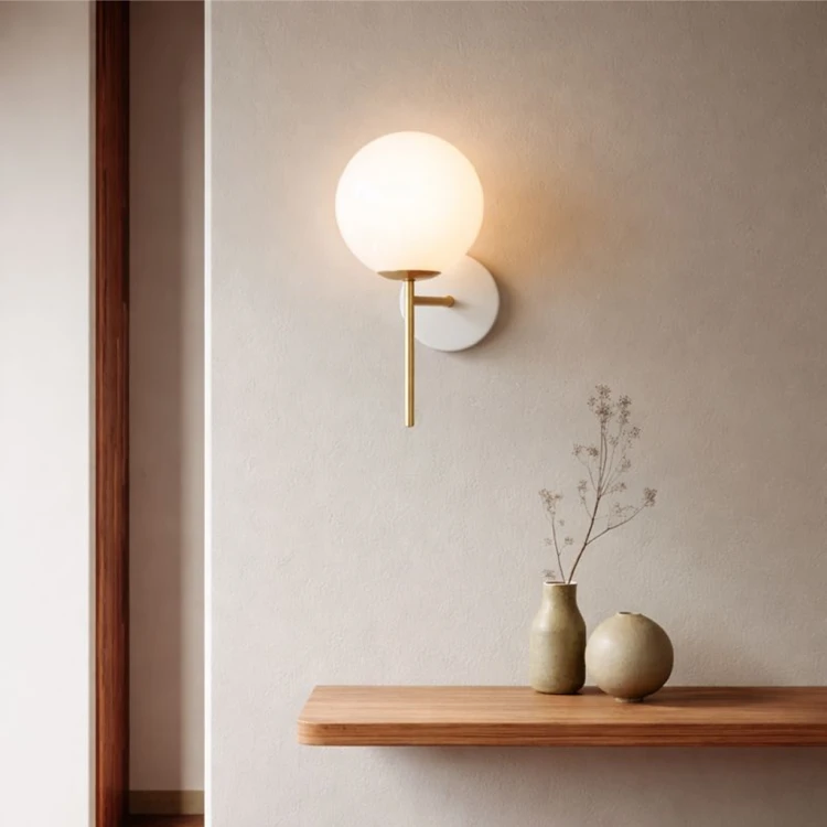 20251031_1001_Minimal Lamp Design_remix_01k8wqyx74fcevd54hfw1d8ac3-3.png