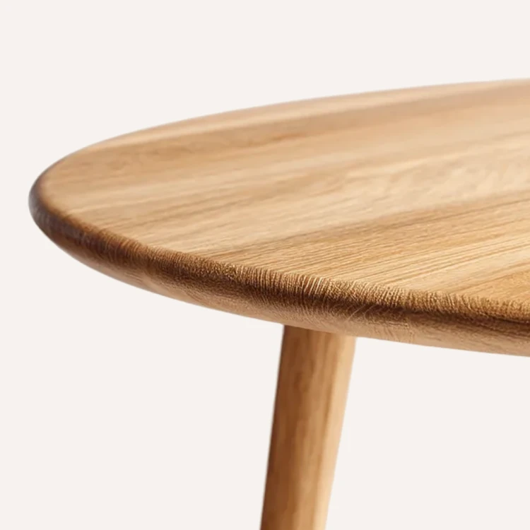 20251031_1058_Modern Chair Focus_remix_01k8wv6tgaevbvbsb6m1wrcp9j-2.png