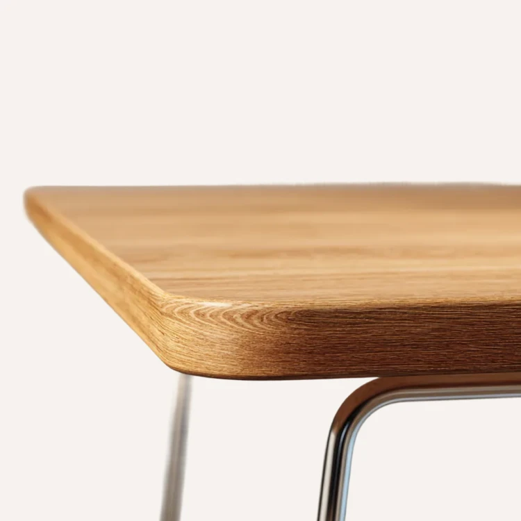 20251031_1058_Modern Chair Focus_remix_01k8wv6tgaevbvbsb6m1wrcp9j-2.png